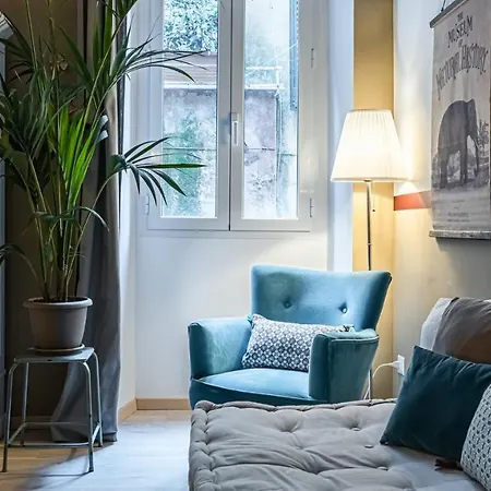 Plum Guide - Kalos Charm Apartment Rome